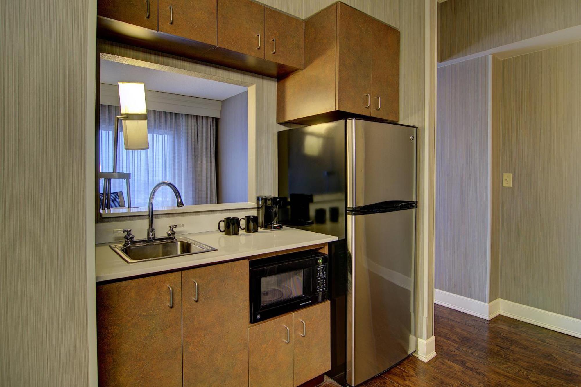 Courtyard By Marriott Tysons Mclean Hotel Tysons Corner Exterior photo